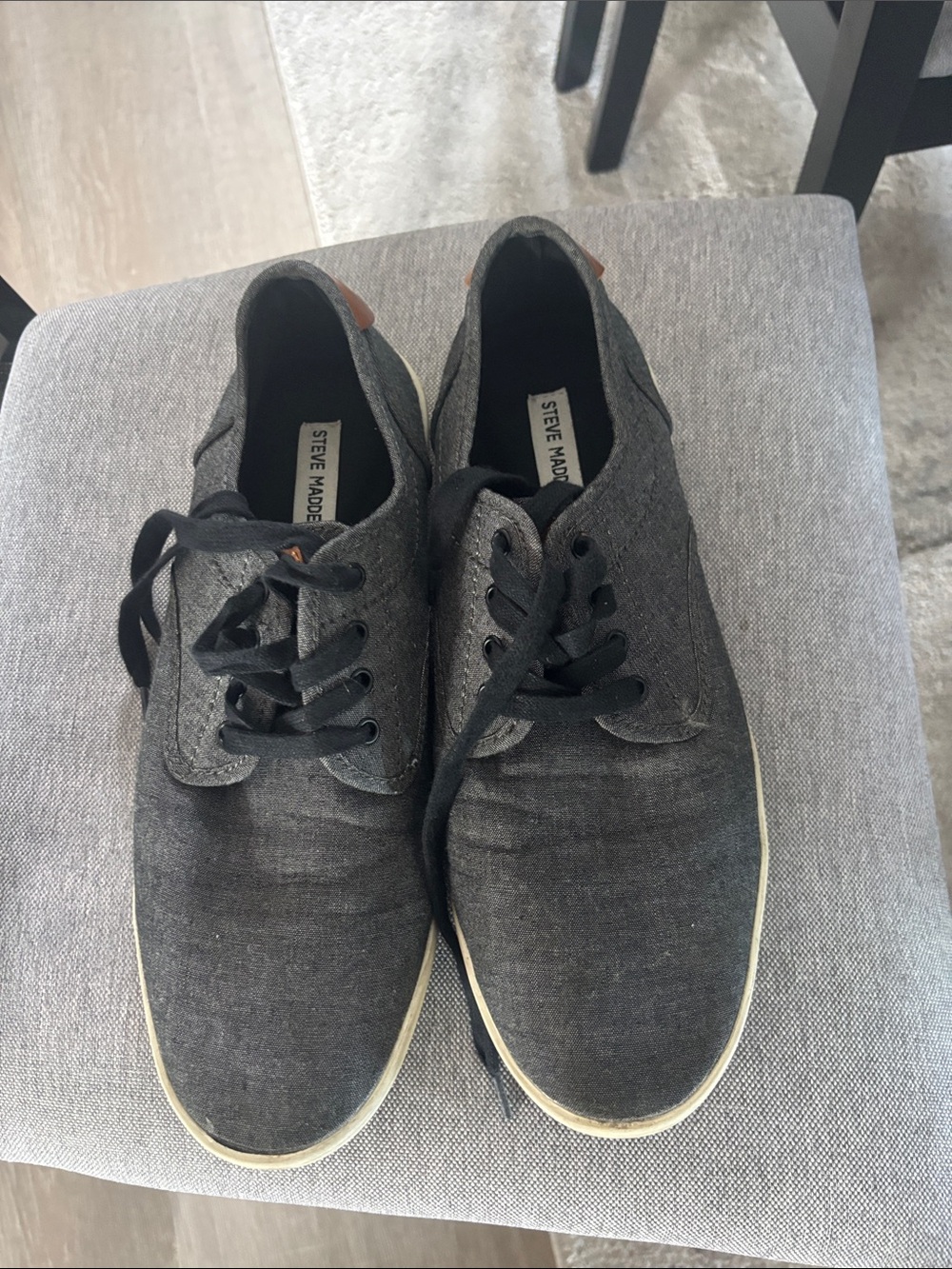 Steve Madden Men's Charcoal Gray Canvas Lace-Up Sneakers- size 11